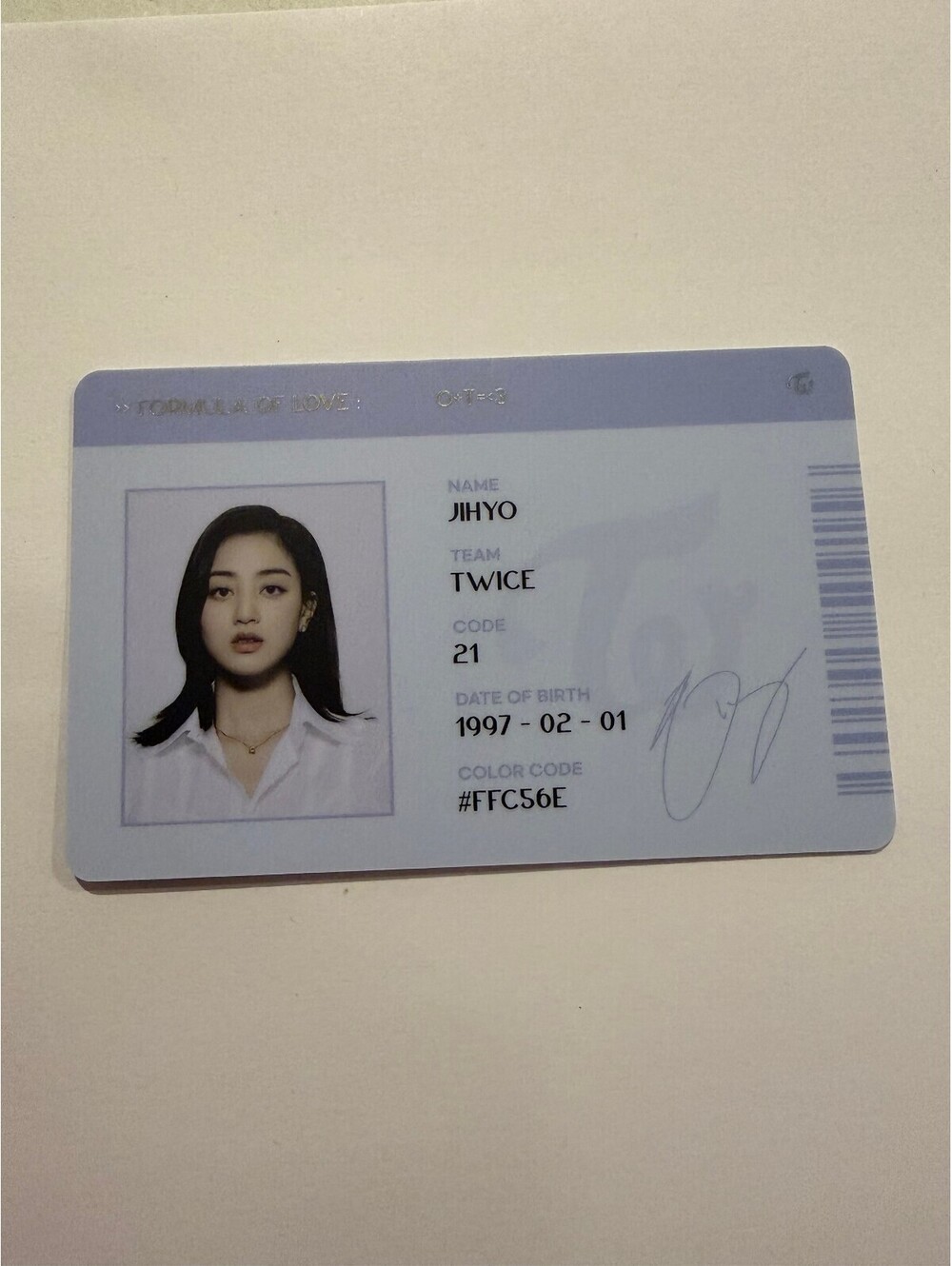 Twice Jihyo FORMULA OF LOVE Inclusion Scientist ID Photocard